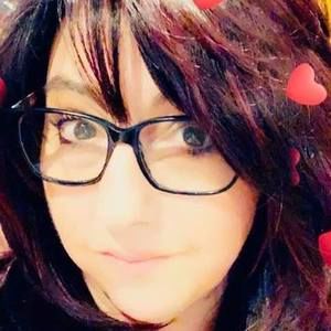 Meet your Posher, Lyn